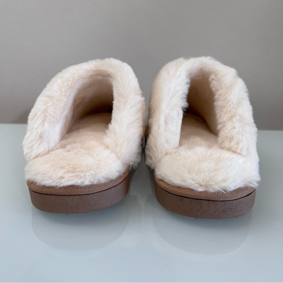 SLIPPERS | Cream & tan soft cushion clog style slip on faux fur lined suede shoe - Picture 9 of 15